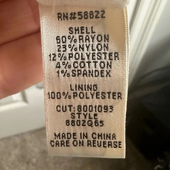 Sophie Max white midi dress with smocked bodice & needle point flowers on hem. - Picture 3 of 8